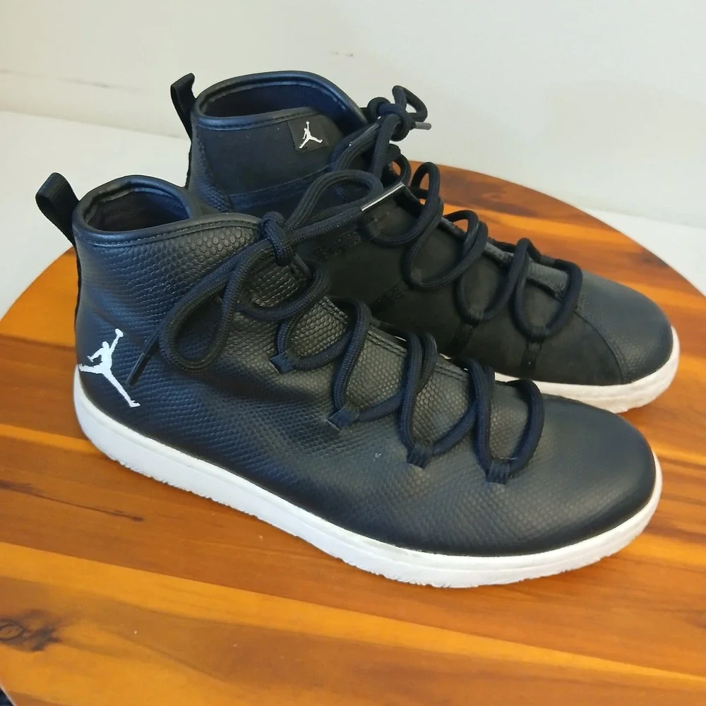 Nike Air Jordan Galaxy Men 8.5 Black Basketball Shoes Sneakers 820255-010